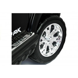 Auto na akumulator Ford czarny 4x4 2,4G