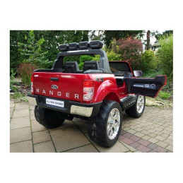 Auto na akumulator Ford Czerwony lakierowany 4x4